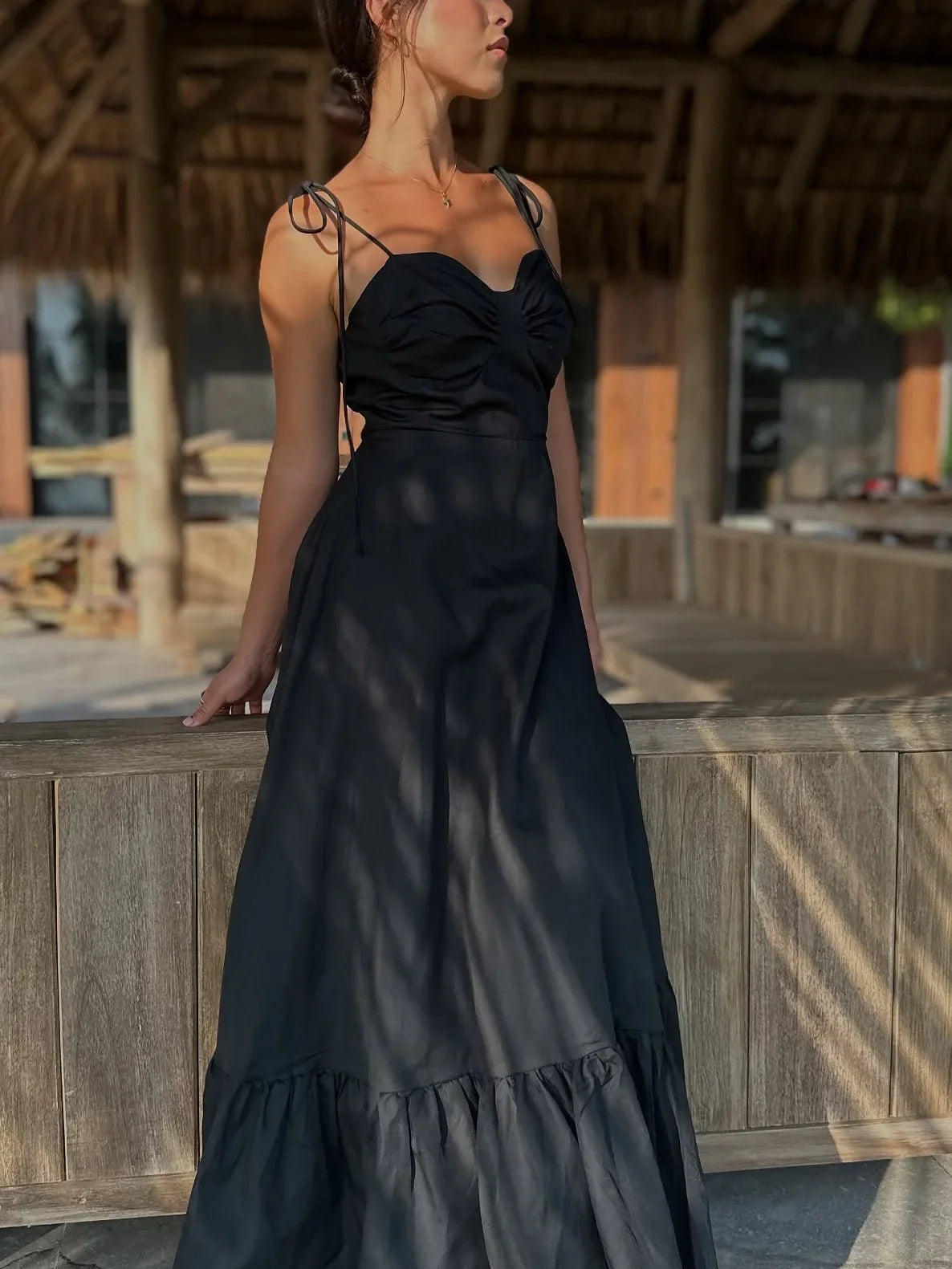 Women's Commuter Retro Dress Summer New Black Suspender Multi-layered Stitching Beach Holiday Dress Sexy V-neck Casual Fashion