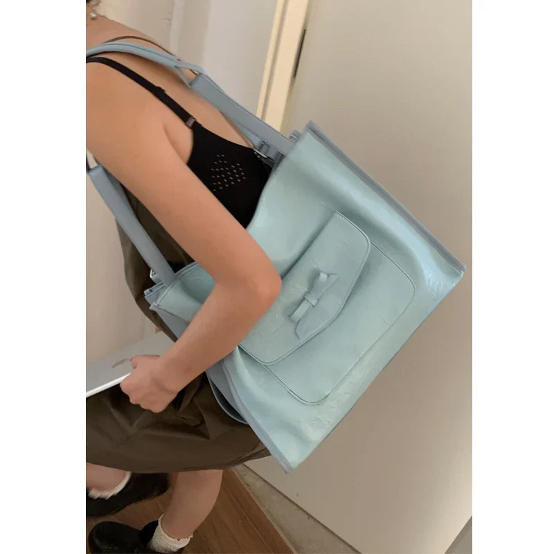 Korean Large Capacity Shoulder Bag Women's 2024 New Summer Fashion Commuter Handbag Versatile Casual Tote Bags
