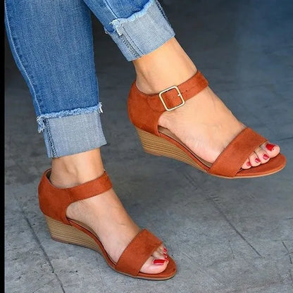 Beige Heeled Sandals Fashion Womens Shoes 2025 Clogs Wedge Large Size Buckle Black Luxury Platform Girls Big Velvet Summer Comfo