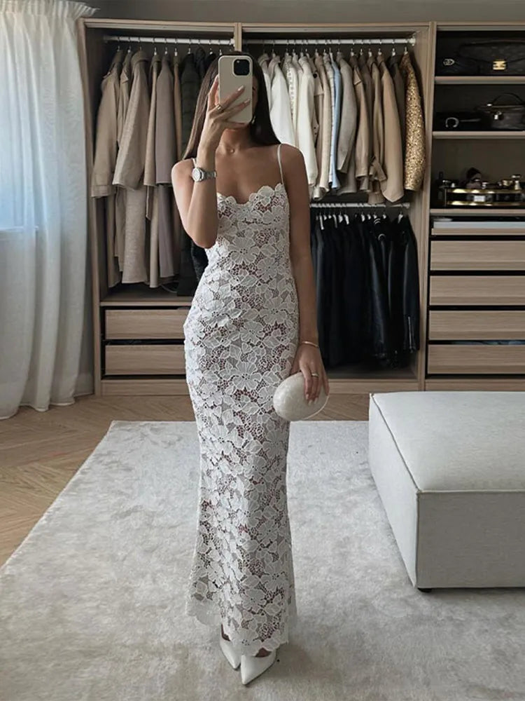 Women's Sexy White Hollow Lace Wedding Dress Elegant Backless Square Neck Suspender Vestidos 2024 Summer Lady Party Robes