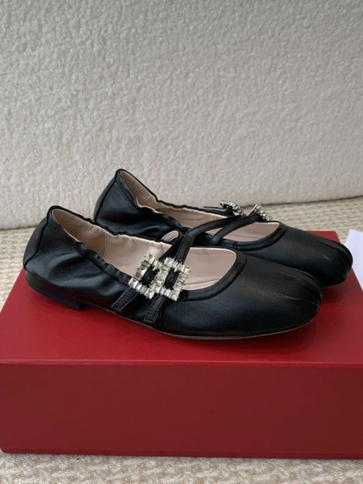 Casual Woman Shoe Square Toe Shallow Mouth Female Footwear Crystal Buckle Round New Dress Rhinestone Rubber Leisure Microfiber P