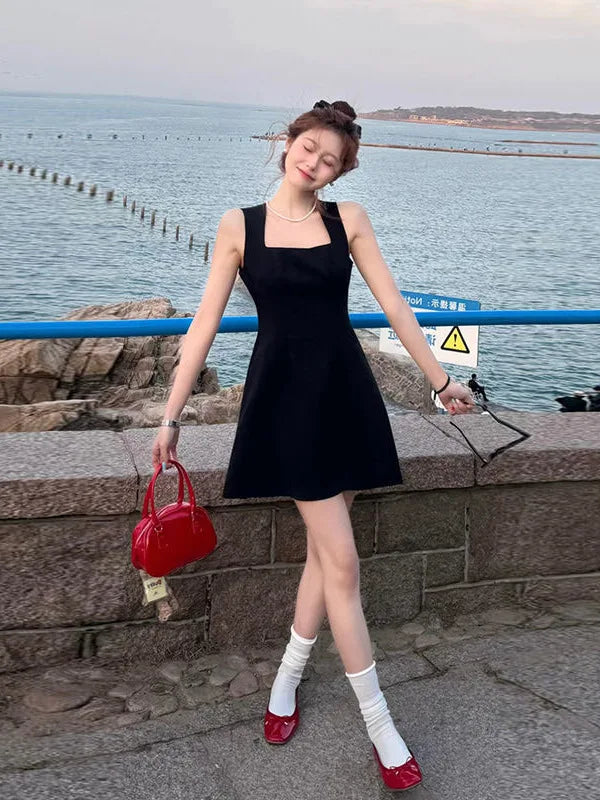 Slimming A-Line Dress Vest Style Korean Version Spring New Arrival Women's Fashionable Black Dress Commute Polyester Fiber
