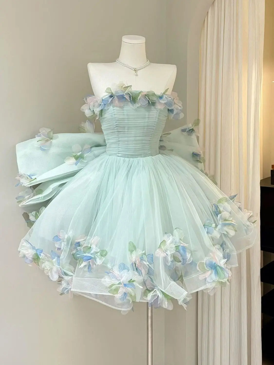 Elegant Sweet Birthday Evening Gown Women's New Glitzy Princess Skirt Ultra Fairy Tale Style Strapless Short Polyester