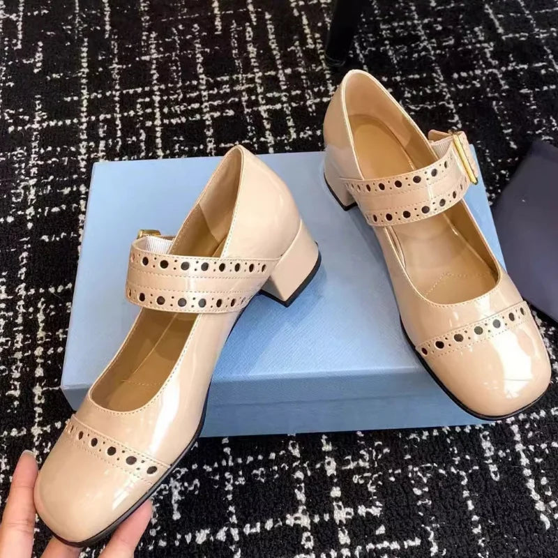 French Mary Jane Thick Heel Women's Shoes Hollow Out Spring 2025 Fashion Patent Leather Metal Buckle Office Dress Pumps Vintage