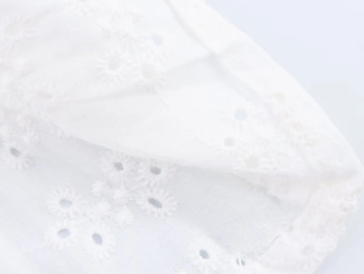 Women's commuting summer new fashion ethnic style hollow embroidery casual long-sleeved short shirt