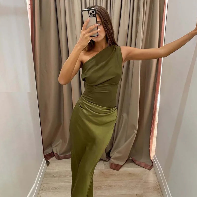 Sexy One Shoulder Sleeveless Maxi Dress Women Summer Fashion Diagonal Collar Satin Patchwork Ruched Slim Party Long Dress