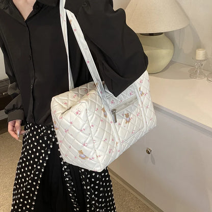 Women Floral Bear Shoulder Bag Large Capacity Cartoon Nursing Bag Adjustable Strap Quilted Maternity Bag Ladies Travel Handbag