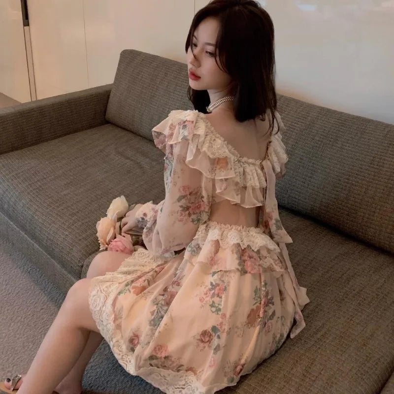 Spring New Flower Dress for Women Fairy Lace Ruffled V-Neck Irregular Long Sleeved Sweet Vestidos Retro Backless Short Vestidos