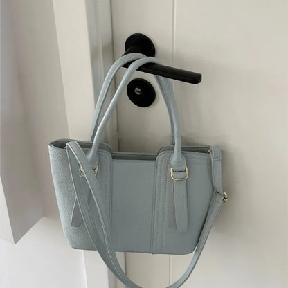 Mint Green Simple Large Capacity Shoulder Bag Women 2025 New Spring Summer Tote Bag Ladies Versatile Fashionable Handbag