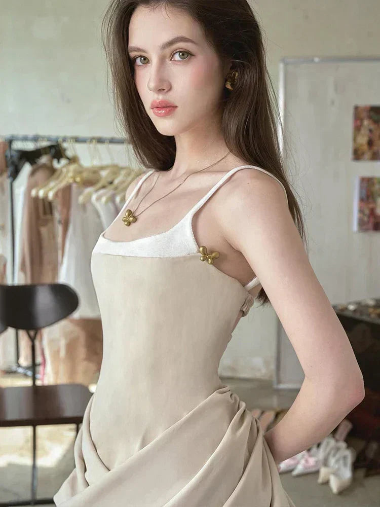 Scoop Neck Contrast Trim Bubble Hem Structured Mini Dress