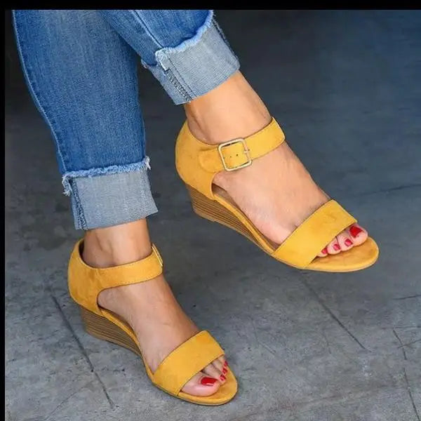 Beige Heeled Sandals Fashion Womens Shoes 2025 Clogs Wedge Large Size Buckle Black Luxury Platform Girls Big Velvet Summer Comfo