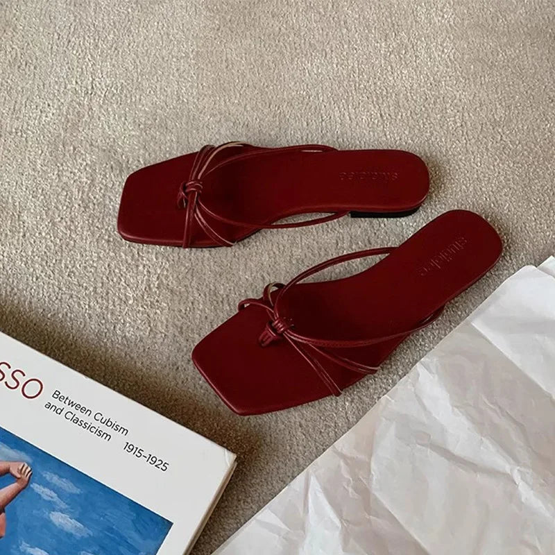 Summer Flip Flop Slippers Fashion Women's Narrow Band Flat Shoes Ladies Casual Outdoor Beach Slides Slippers Women Sandals