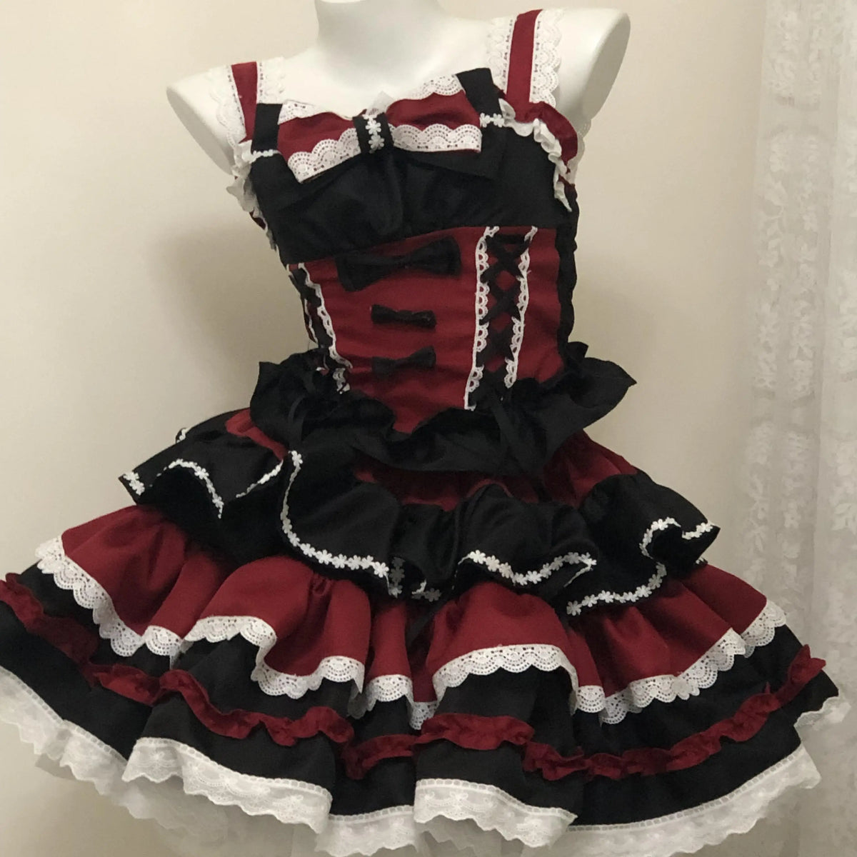 New Lolita Japanese Maid Suit Suspender Lace Bow Upper and Lower Suit Two-dimensional Sweet Cute Cos Comic Show Cake Skirt