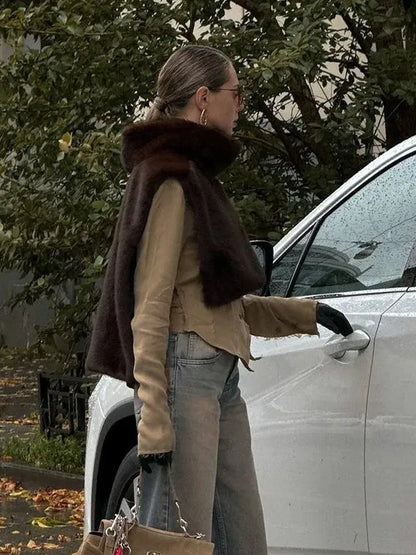Cool Winter Women Artificial Fur Vest Turtleneck Sleeveless Pullover Female Mink Fur Jacket Instagram-Style Lady Eco Fur Outwear