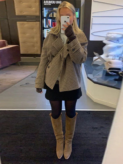Elegant Lapel Checkered Coat Women Casual Buttons Double Breasted Long Sleeve Coats Female 2025 Autumn British Lady Jacket