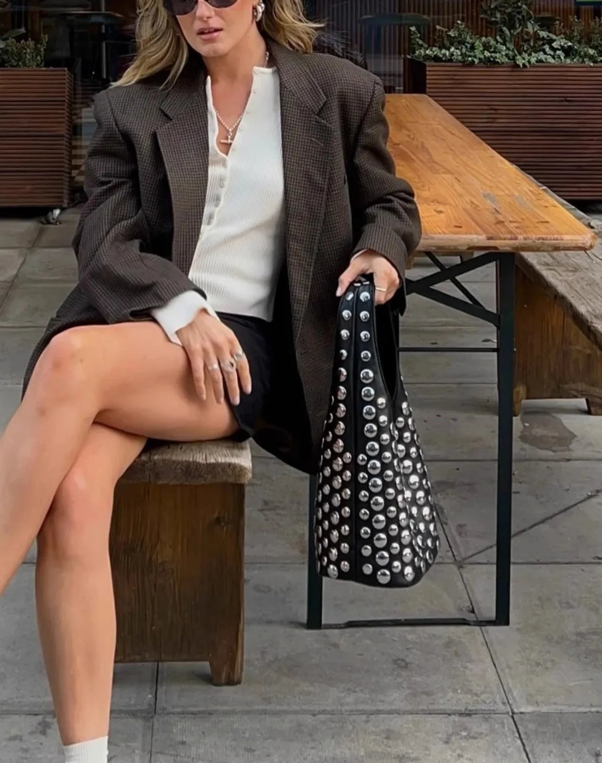 New Rivet Bucket Bag Motorcycle Texture Trend Handbag Highlights Unique Personality Tortoise Shell Sequins Soft Ladies Bag
