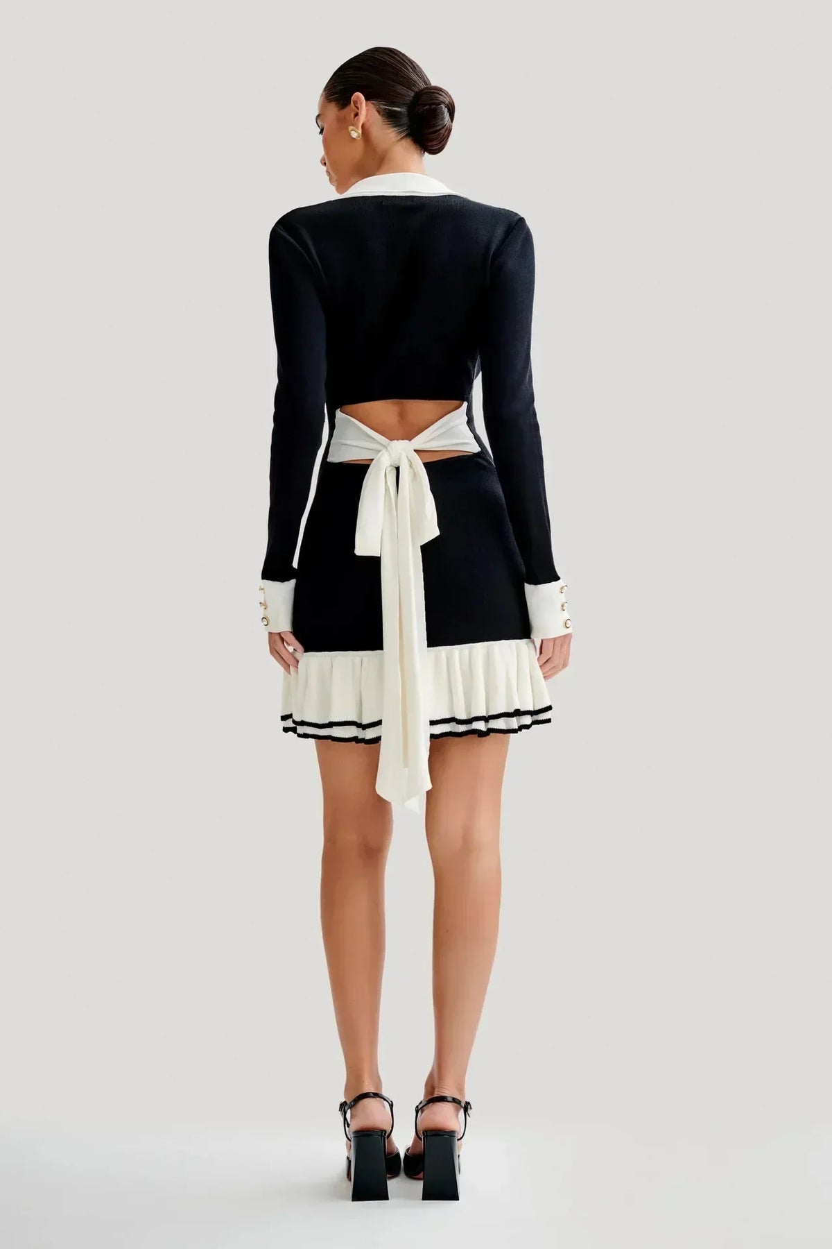 Pointed Collar Button Front Contrast Cuff Ruffle Hem Knit Mini Dress