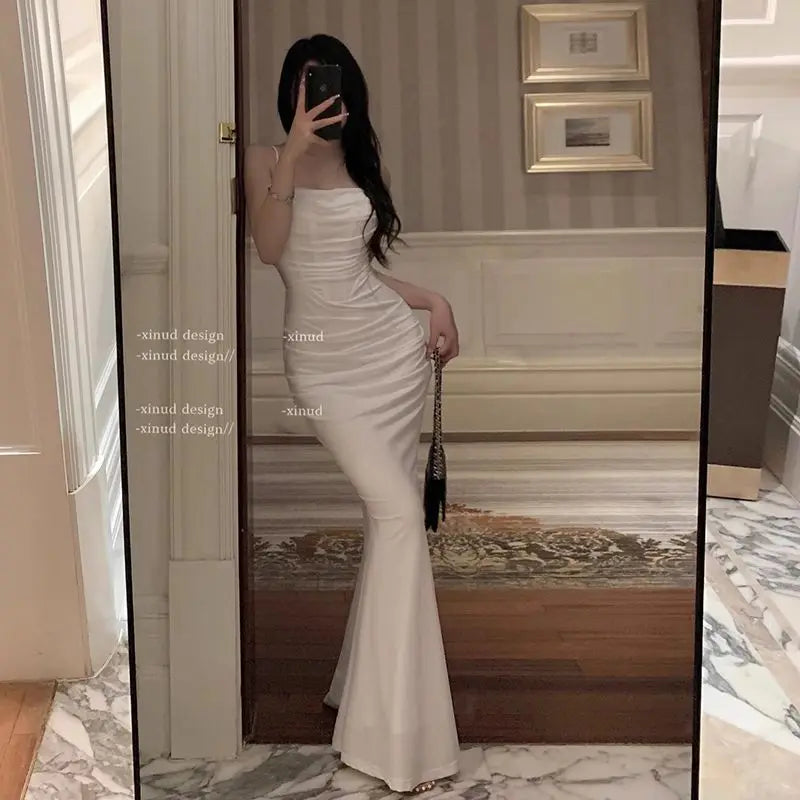 Mermaid Date Dress:Enchanting Ruffled Texture, Exquisitely Slimming Long Design, a Statement of Elegance for Grand Gala Evenings