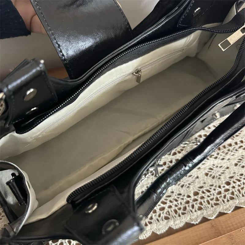 Black Large Capacity Shoulder Bag Y2K Style Crossbody Bag pu Leather Casual Fashion Star Chain Punk Bag