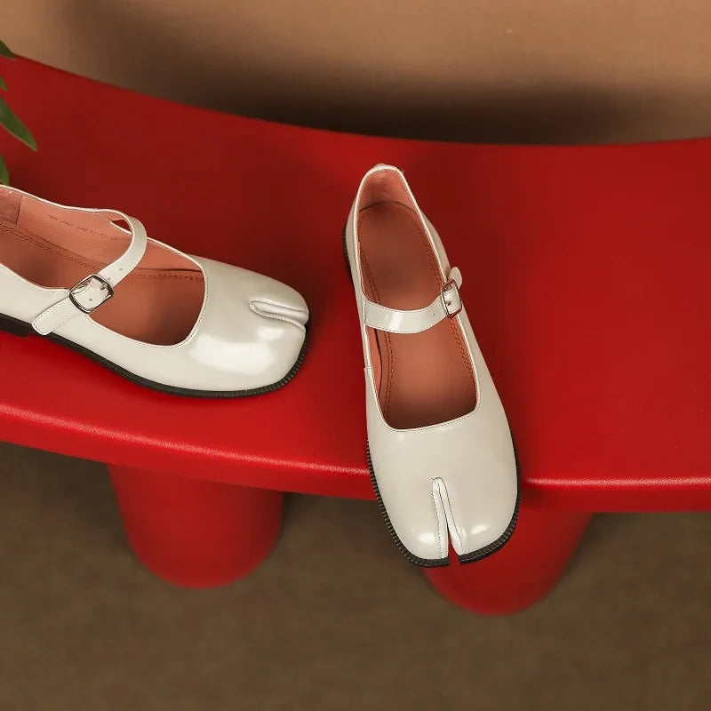 INS Hot Spring Autum Women Simple Shoes Cowhide Real Leather Flats Cozy Retro Mary Jane Ladies Buckle Strap Shoes Split Toe