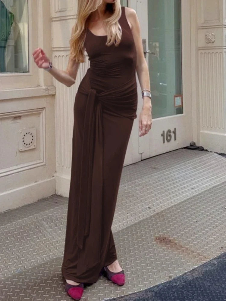 Elegant U-Neck Sleeveless Bodycon Long Dress Women's Solid Color Ribbon Tie-up Ruched Slim Maxi Dress for Date Night Party