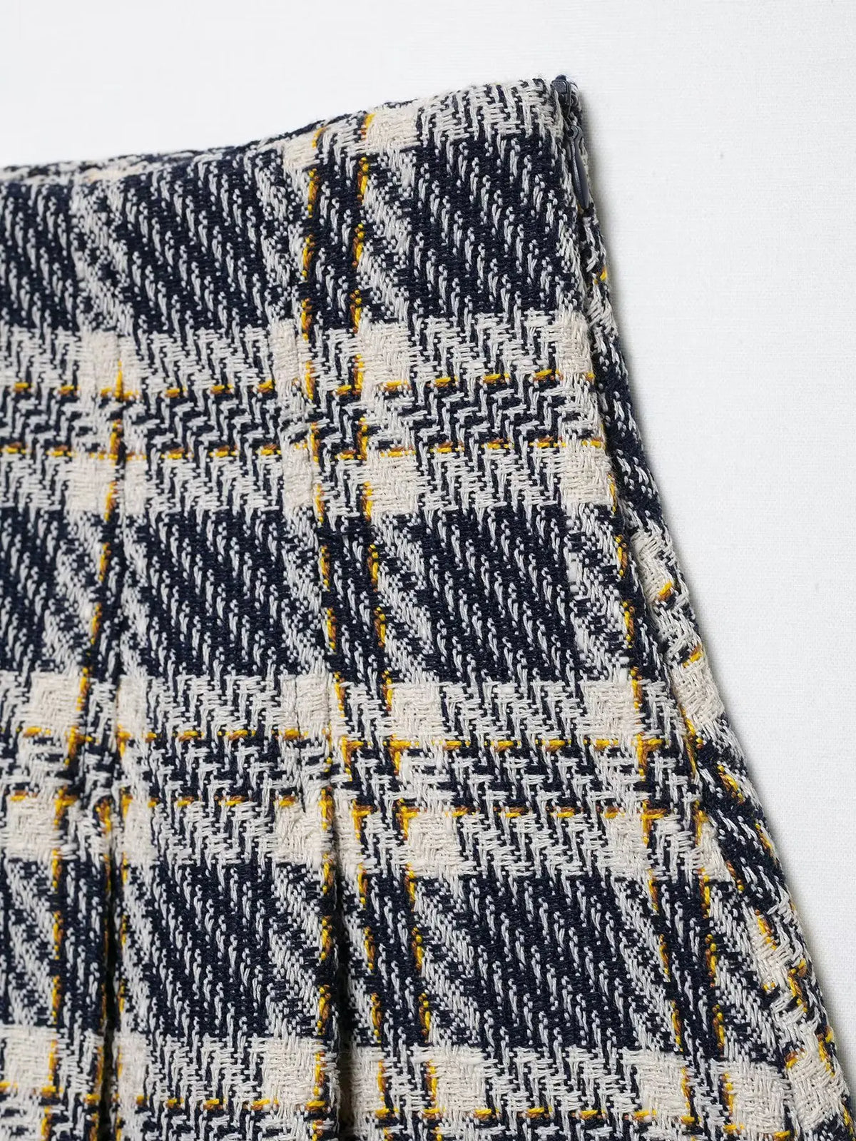 Women Retro Plaid Pleated Culottes Sets Lady Casual Sleeveless Single Breasted Slim Short Vest Suit 2026 Daily Commute Outfits
