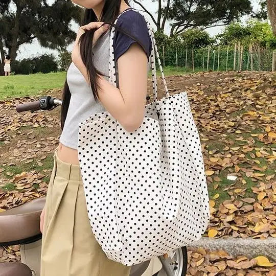 Korean Retro Polka Dot Tote Bag for Female College Students Versatile Class Large Capacity Portable Shoulder Bags