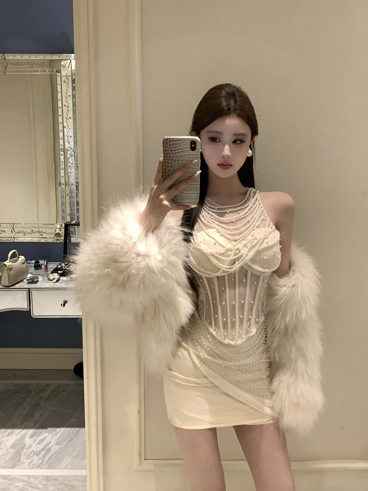 Women's Elegant Pearls O Neck Corset Tank Top Lady High Street Sexy See Throught Slim Tank Top