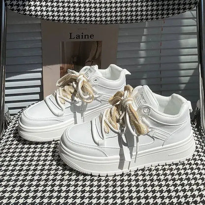 White Casual Sneaker College Style Lace Up Breathable Lady Shoes Solid Color Simplicity Versatile Shoes Women Sneakers
