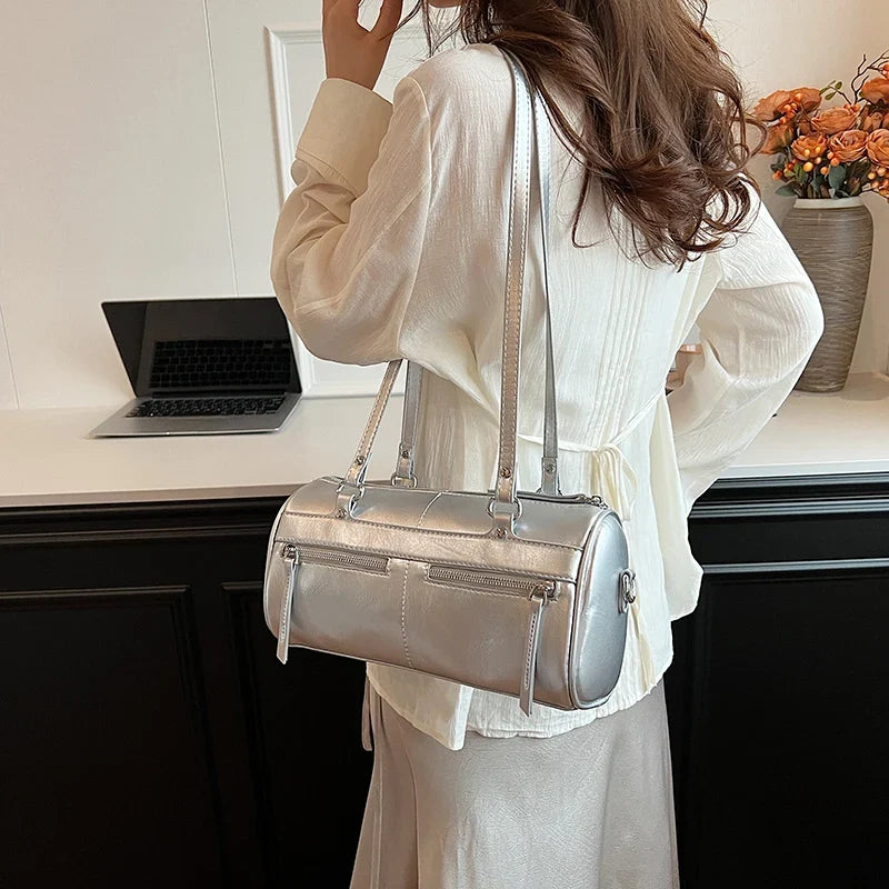 Punk Wind Motorcycle Bag Lady Versatile Pillow Handbag Large Capacity Shoulder Bag Multi Pocket Zipper Underarm Crossbody Bag