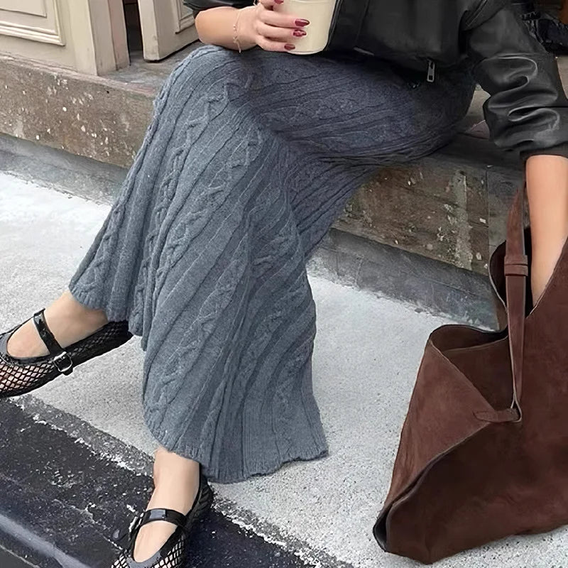 Women's Twists Detail Sweater Fishtail Skirt Elegant Fashion Low Waisted Bodycon Maxi Skirts Winter Streetwear Basic