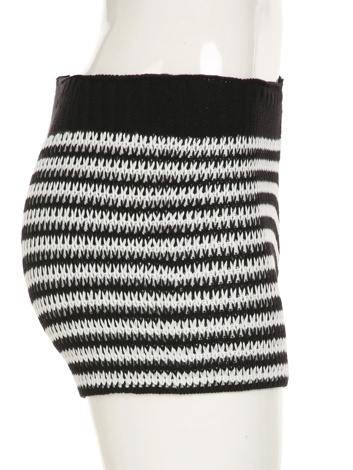 Casual Striped Knitted Shorts Basic Slim Low-Waisted Shorts Women Autumn Winter Fashion Streetwear Laides Elegant