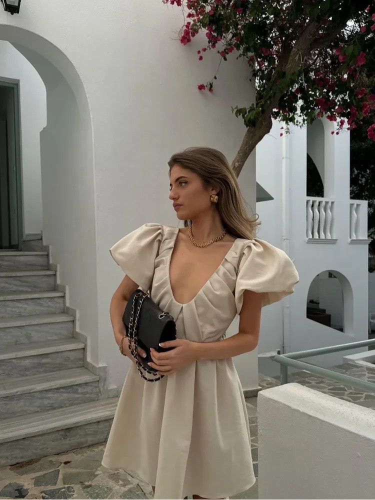 Sweet Solid Puff Short Sleeve Women Mini Dress Elegant V-neck Backless Pleated A-line Dresses 2024 Summer Lady Party Club Robes