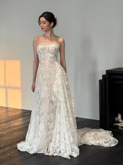 Retro Lightweight Lace Bridal Gown with Train for Bride Elegant Morning Robe Outdoor Wedding Dress Chinese Manufacturer