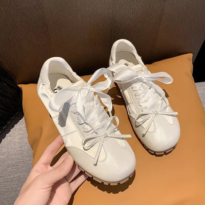 Designer New Bow Solid Color Ballet Women's Shoes Spring Autumn Fashion Flat Soft Leather Ribbon Round Head Ladies Sneakers