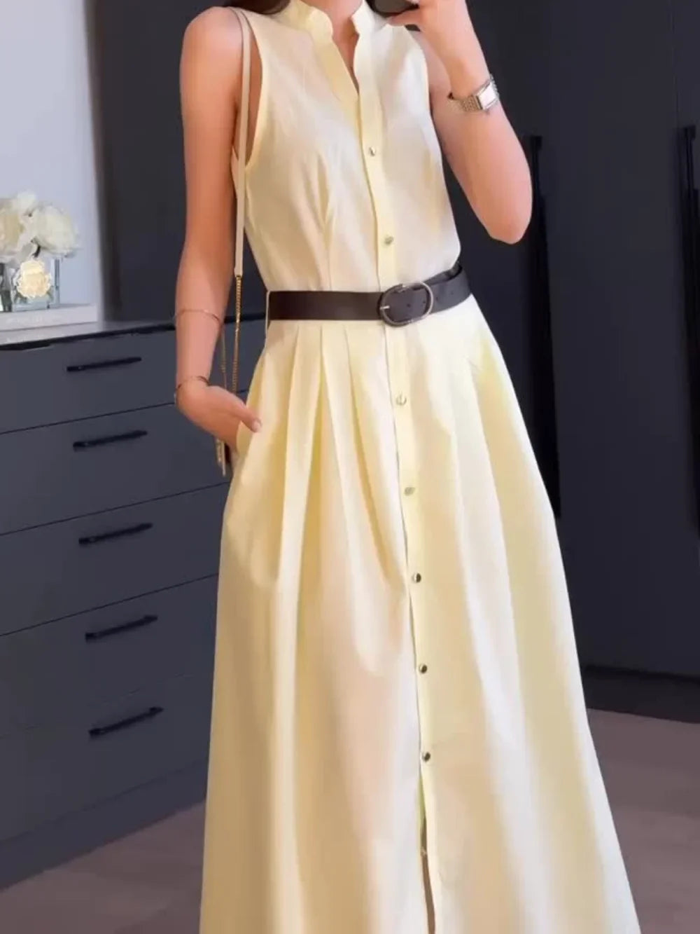 Casual Fashion Women's Dress Solid Color Round Neck Sleeveless Single Breasted Drape Belt Dress New Commuter Pleated Dress