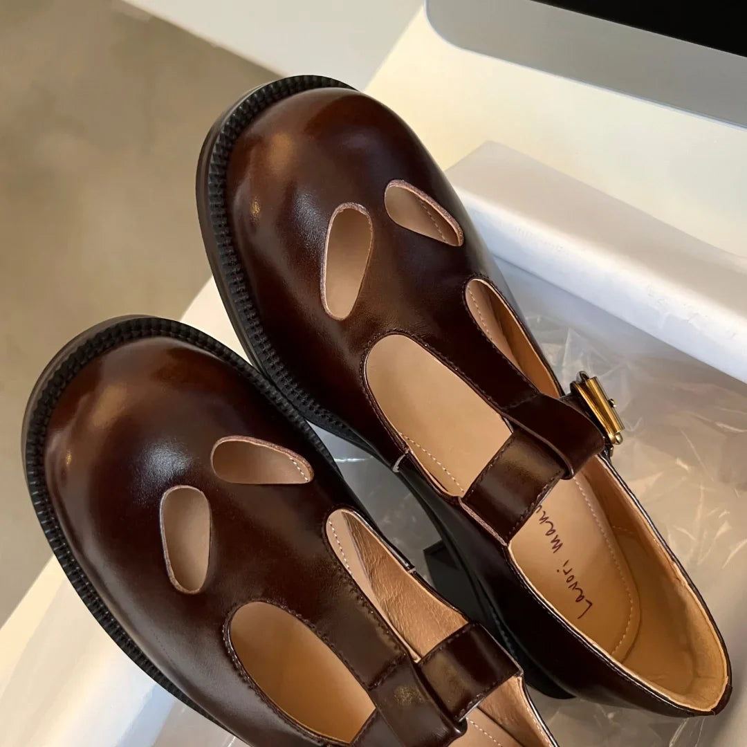 Women's genuine leather hollow-out t-strap flats oxfords British style high quality soft comfortable female moccasins shoes sale