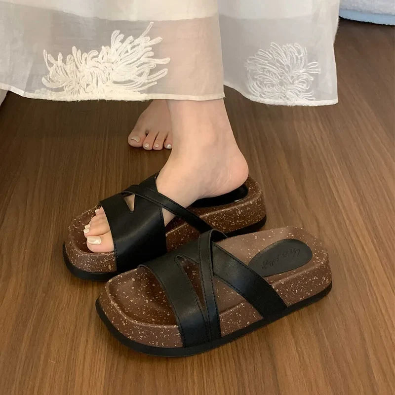Flat Shoes Female Med Ladies' Slippers Slipers Women Platform 2024 Beach Soft Rome Rubber Fabric Slides Retro Casual PU Scandal