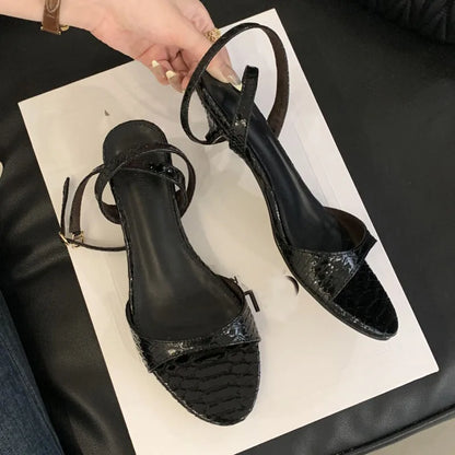 Fashion Round Toe Ladies Low Heel Sandals Shoes New In Summer Female Ankle Buckle Elegant Women Heeled Sandals Shoes Pumps