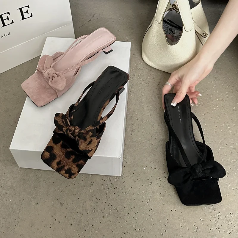 Women Slippers Summer New Luxury Brand Low Heel Sandals Versatile Simple Square Heel Sandals Slides Dress Shoes