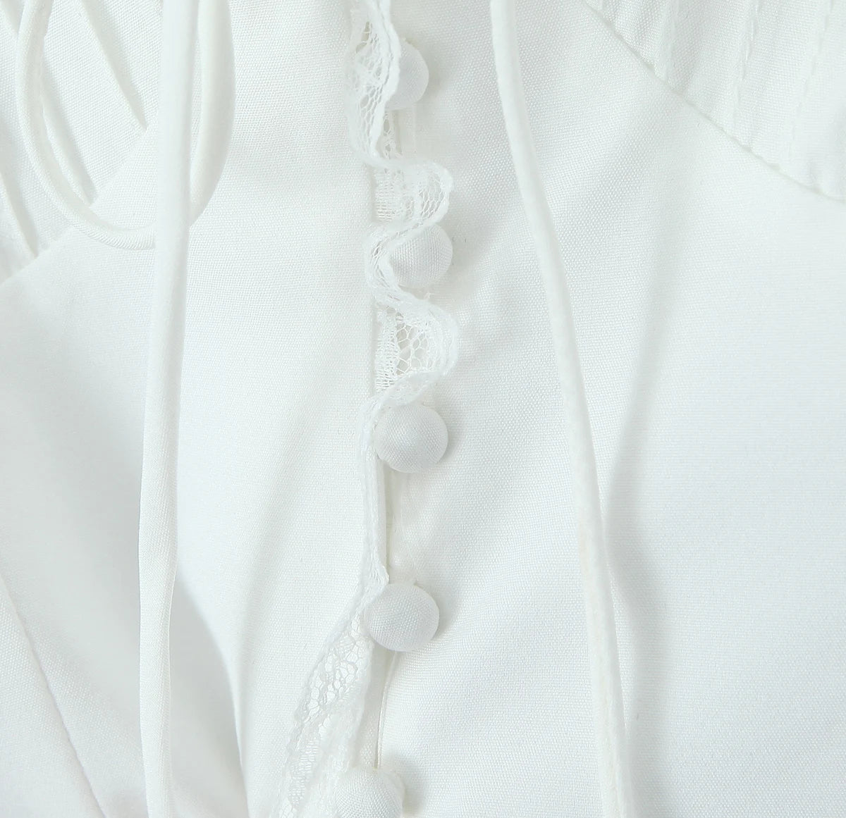 New Summer Short-sleeved Tops Solid Lace Edges V-neck Pleated Design Elegant White Shirt Fashion Holiday Party Crop Tops