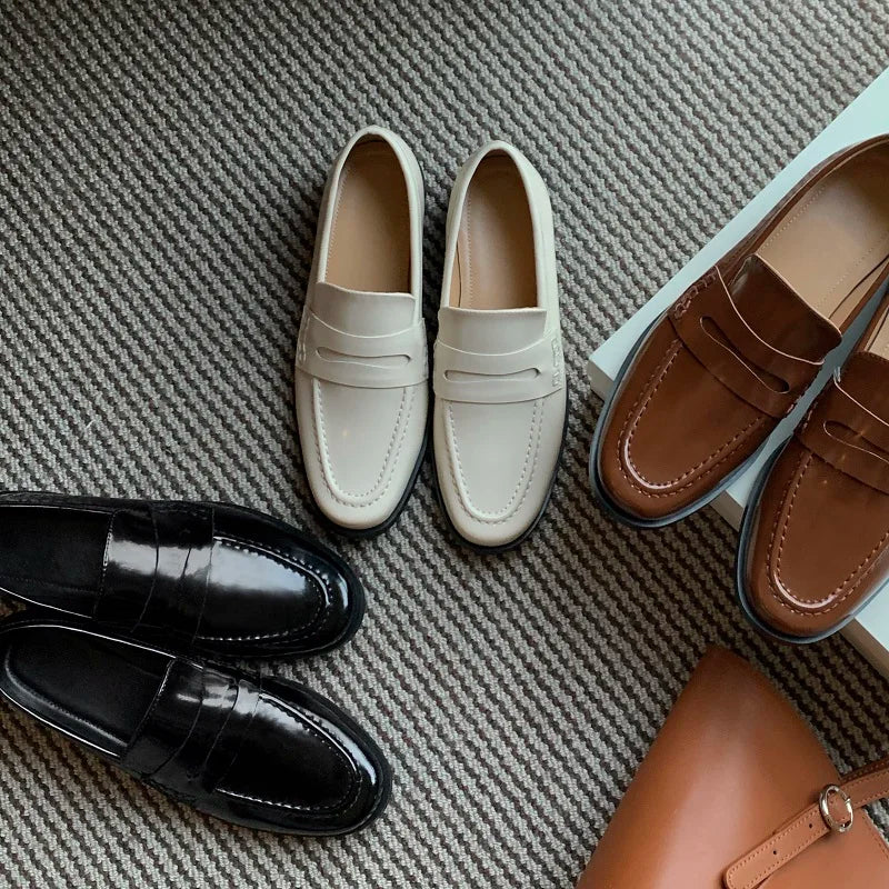 Simple Flats for Women Slip On Round Toe Loafers Genuine Leather Casual Flat Shoes Spring Autumn Loafers Basic Style Footwear