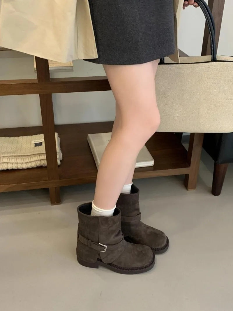 Fashion Metal Buckle Decoration Design Ankle Boots Women High Quality Retro Faux Suede Boots Comfortable Non-Slip Platform Boots