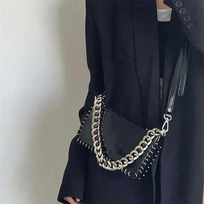 Fashion Chic Design Chain Bag Women New High-Grade Glossy Patent Leather Shoulder Bag Novelty Trend Black Purse Handbags