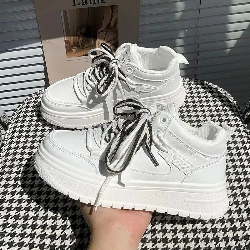 White Casual Sneaker College Style Lace Up Breathable Lady Shoes Solid Color Simplicity Versatile Shoes Women Sneakers
