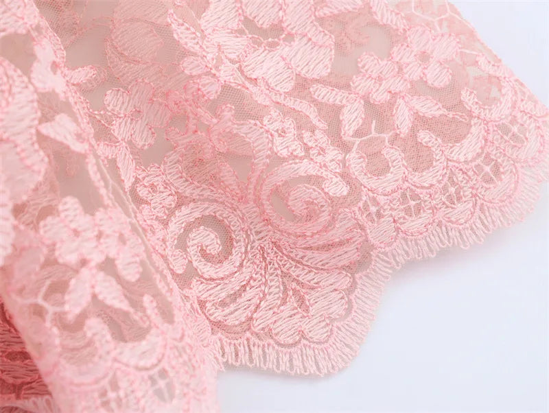Spring New Top with European and American Sexy Printed Women's Lace Loose Ruffle Edge Stacking Design, niche