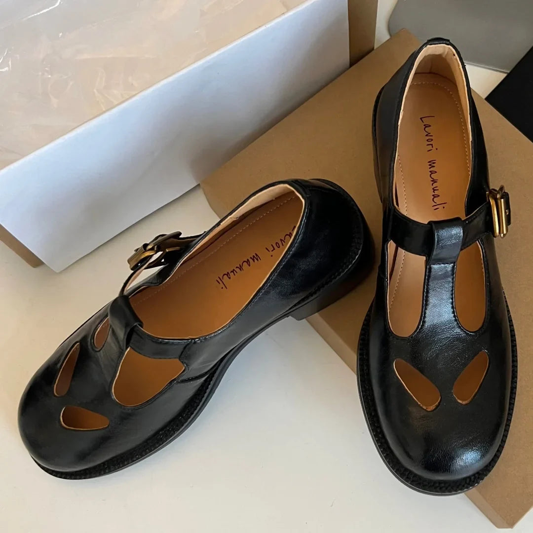 Women's genuine leather hollow-out t-strap flats oxfords British style high quality soft comfortable female moccasins shoes sale