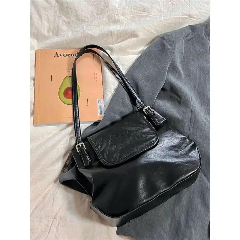 Large Capacity Retro Leather Single Shoulder Underarm Bag for Women's Autumn/winter New French Casual PU Tote Bag
