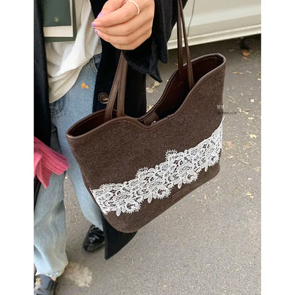 Korean Niche Canvas Bag for Women Autumn Winter Fashion Large Capacity Shoulder Versatile Commuting Tote Bags