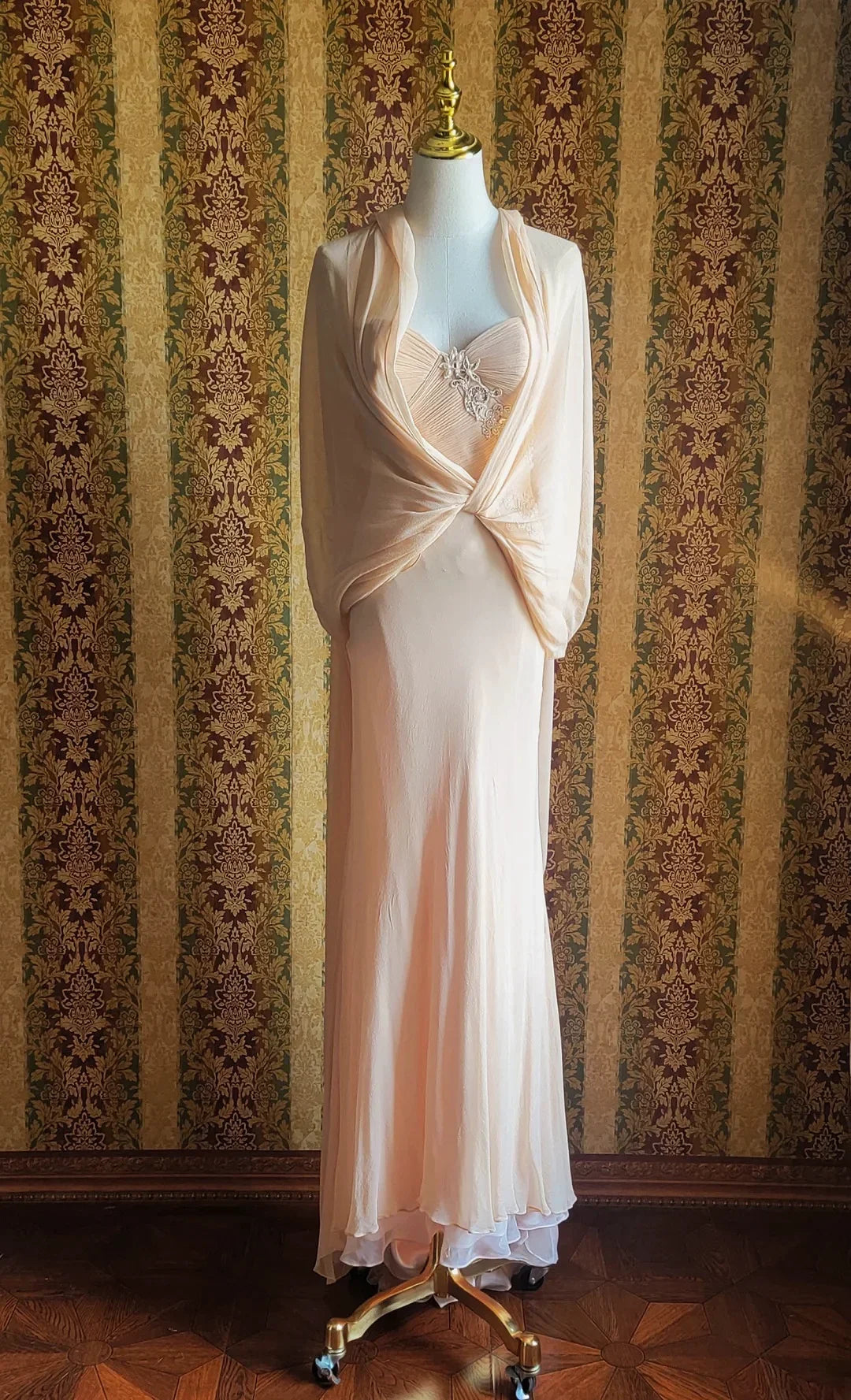 Luxury Champagne Dubai Evening Dresses Women Beaded Arabic Wedding Party Gown Shawl Formal Piece Customized 2025